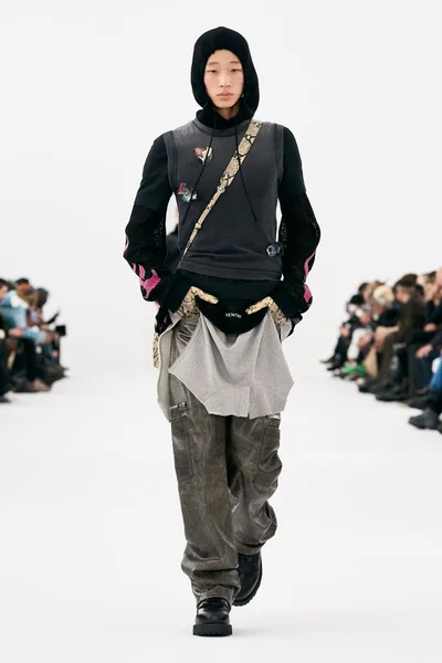 Look 8